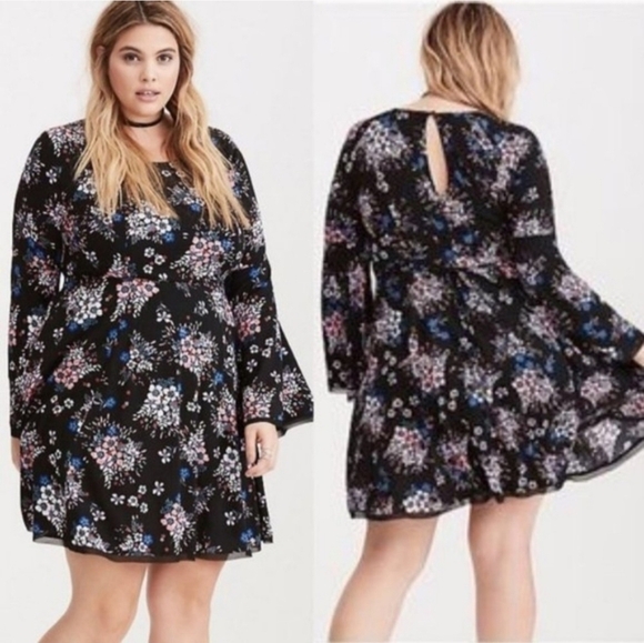 NWOT Torrid Women's Black Floral Boho Bell Long Sleeve Mini Dress Large 12 - Picture 1 of 4